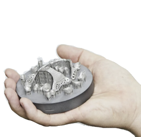 Платформа с изделиями после 3D-печати кобальт-хромом